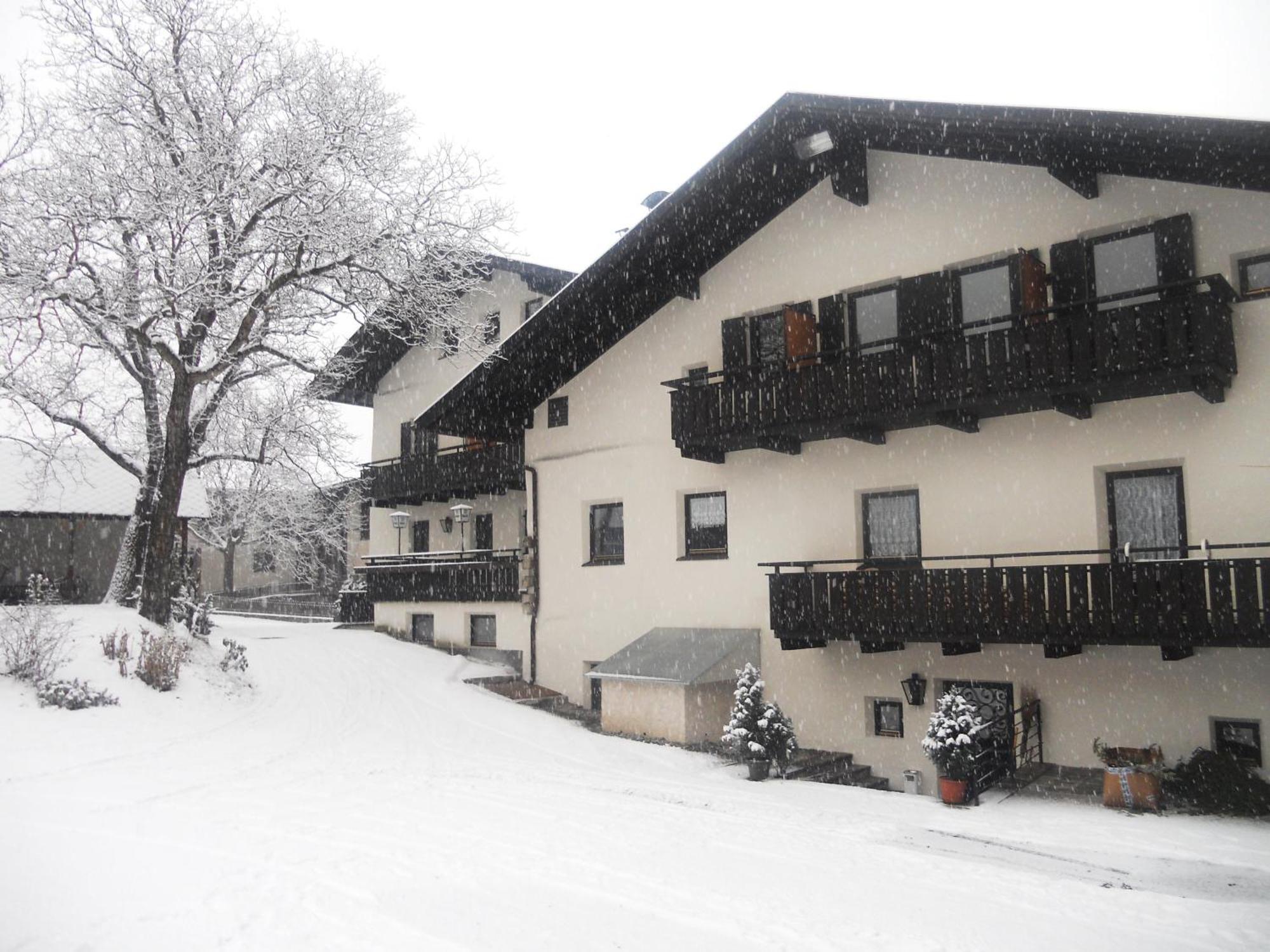 Gasthof Goldenes Lamm Vahrn エクステリア 写真