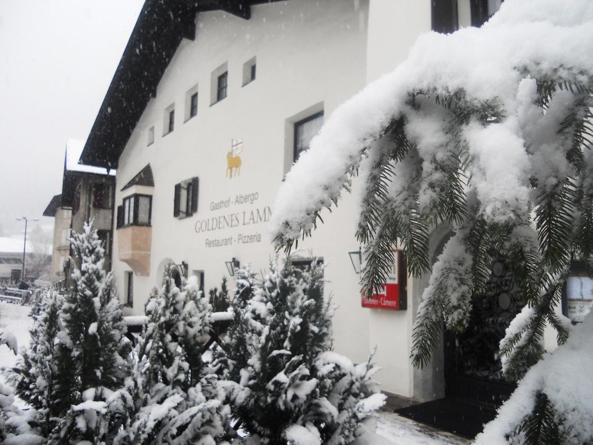 Gasthof Goldenes Lamm Vahrn エクステリア 写真