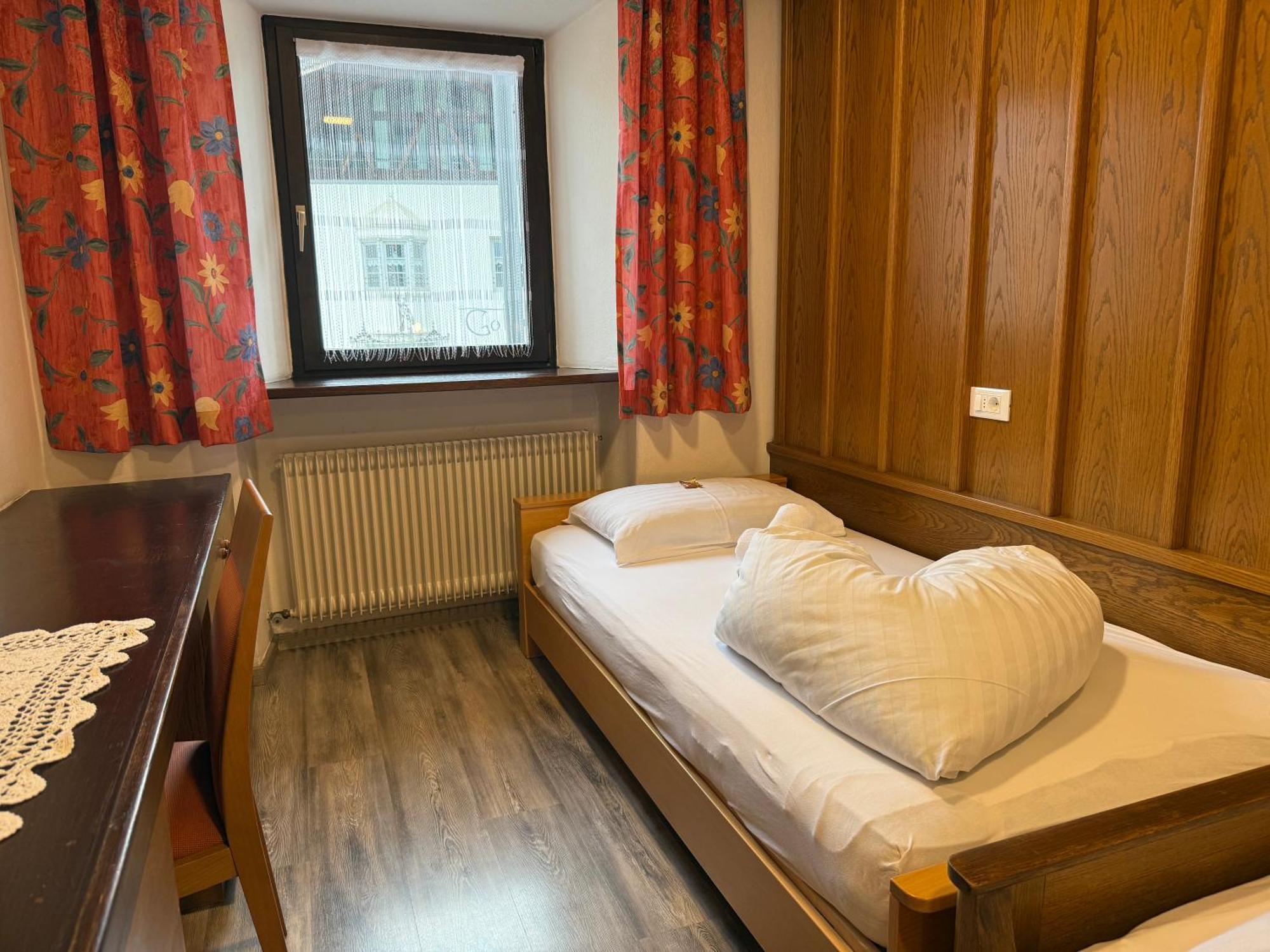 Gasthof Goldenes Lamm Vahrn 部屋 写真