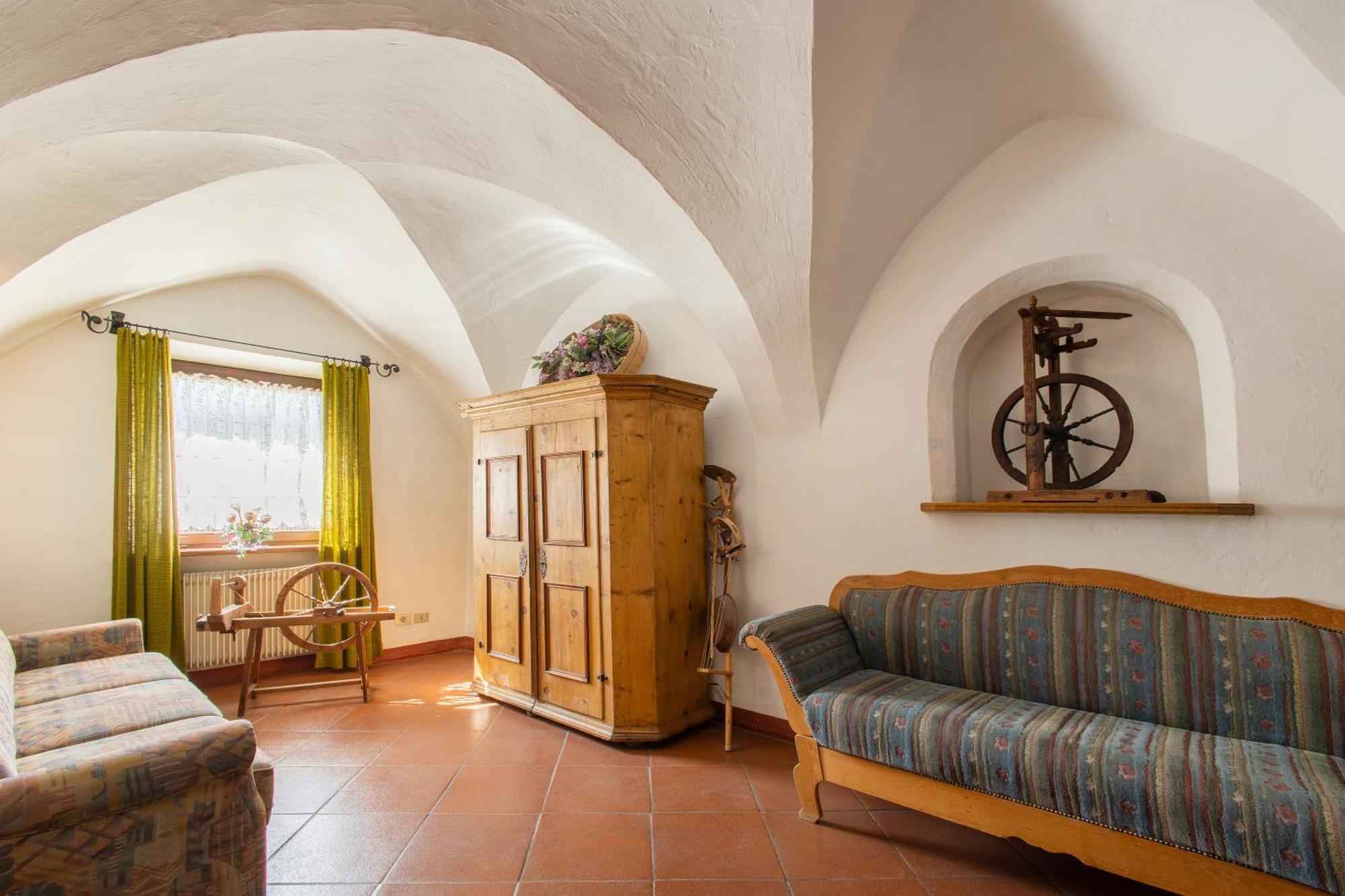 Gasthof Goldenes Lamm Vahrn エクステリア 写真